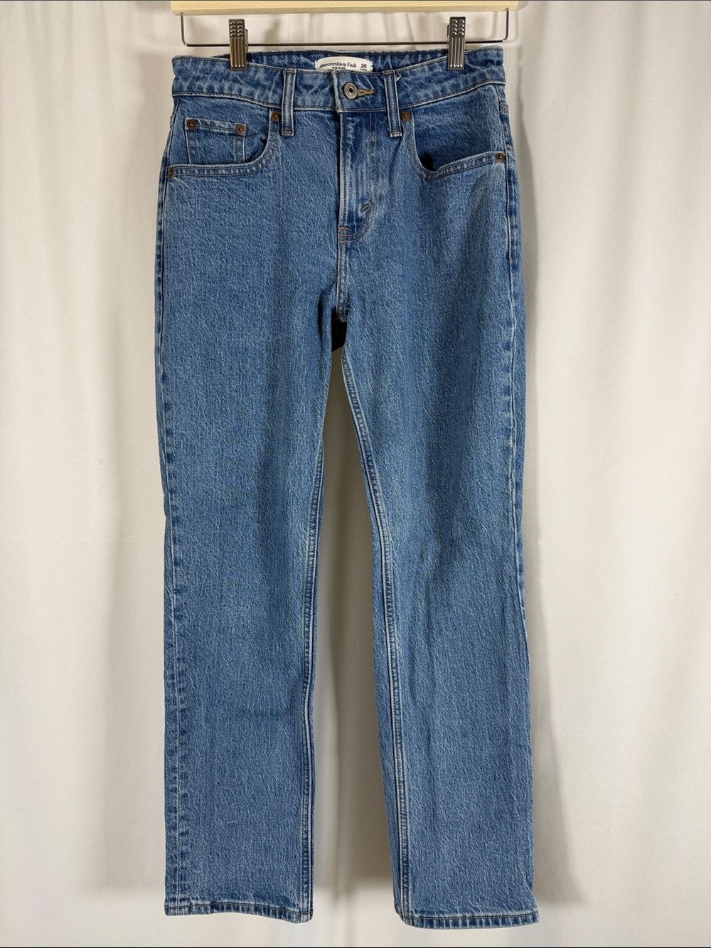 Abercrombie & Fitch Women's Mid-Rise 90s Straight-Leg Jeans
